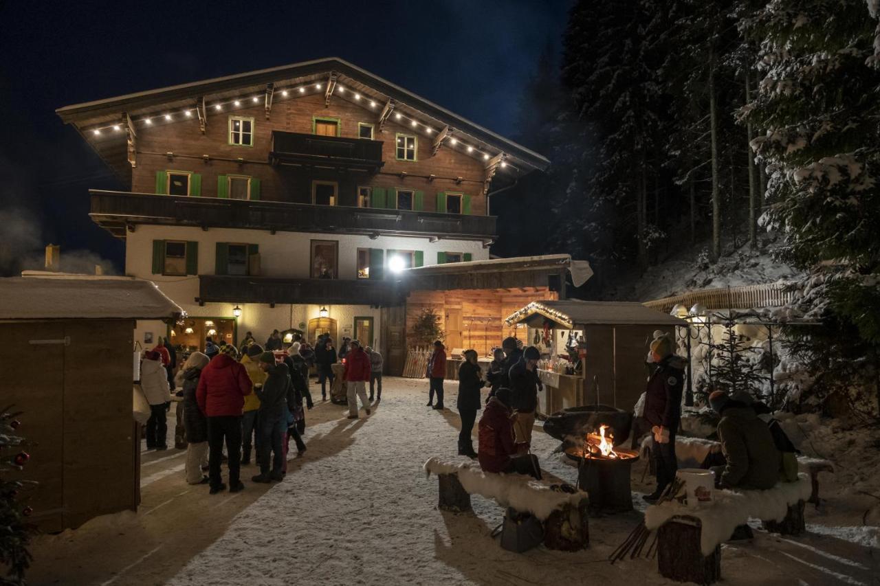 Gasthof St. Adolari Hotel Sankt Ulrich am Pillersee Bagian luar foto