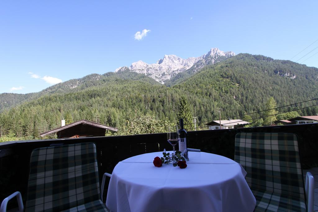 Gasthof St. Adolari Hotel Sankt Ulrich am Pillersee Ruang foto