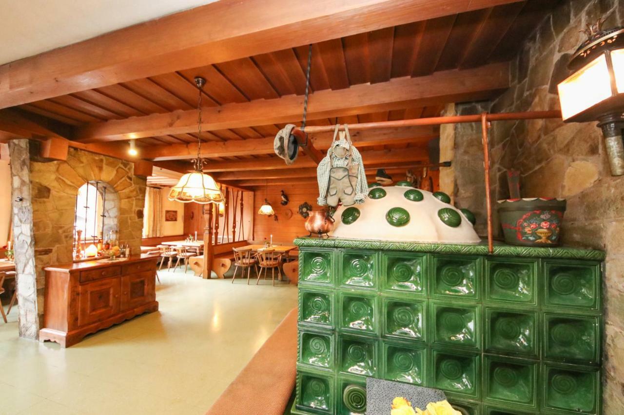 Gasthof St. Adolari Hotel Sankt Ulrich am Pillersee Bagian luar foto