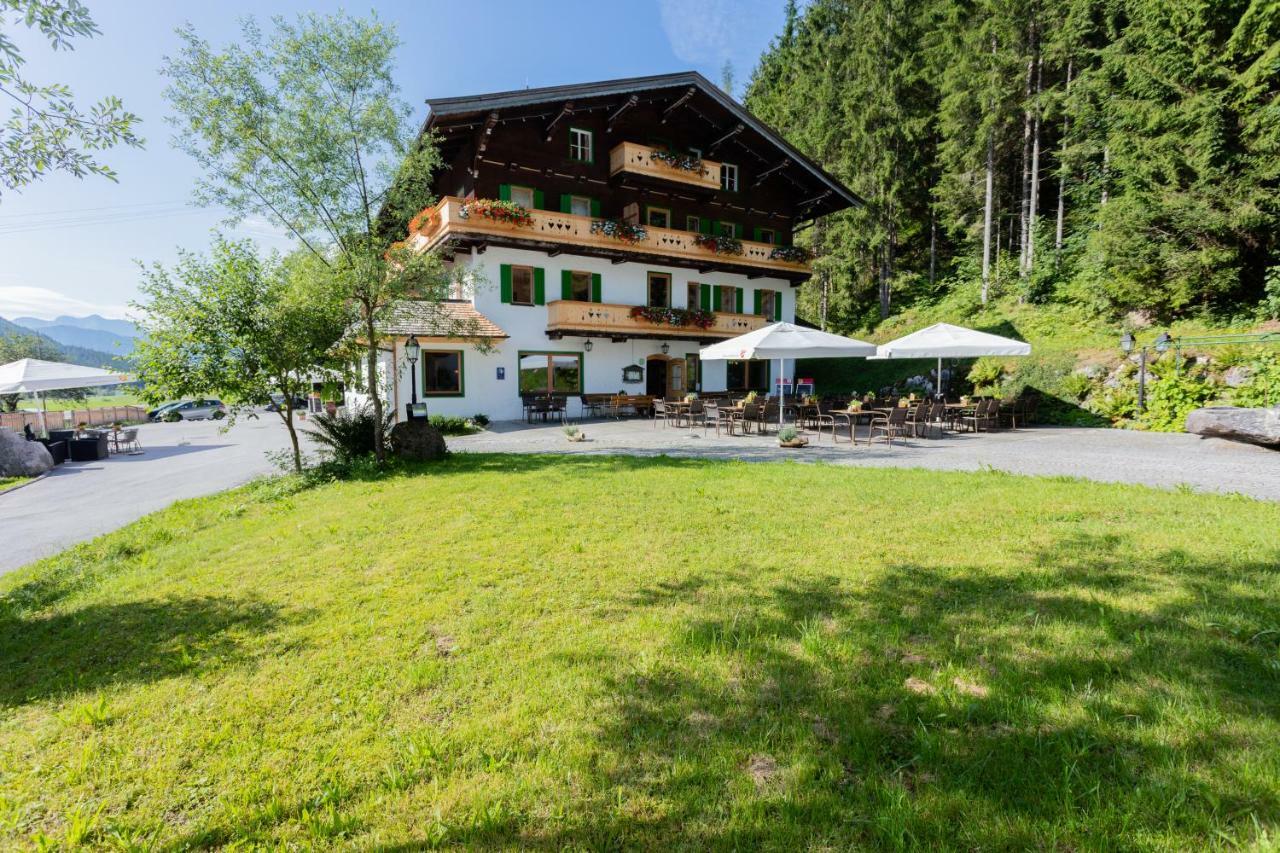 Gasthof St. Adolari Hotel Sankt Ulrich am Pillersee Bagian luar foto