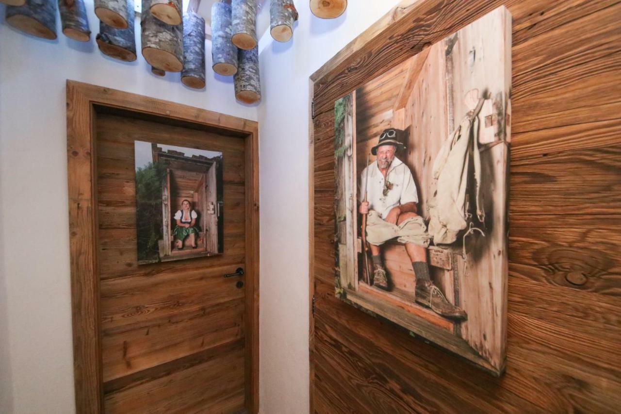 Gasthof St. Adolari Hotel Sankt Ulrich am Pillersee Bagian luar foto